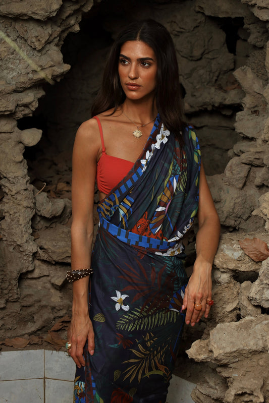 The Guardian Chair in Dark Blue | Multi Wear Sarong